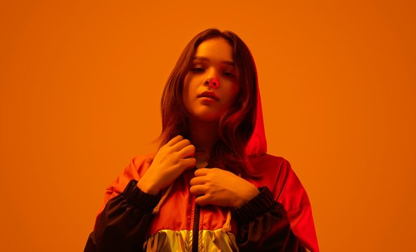 Découvrez les full zip Y2K essentiels pour un style rétro-chic